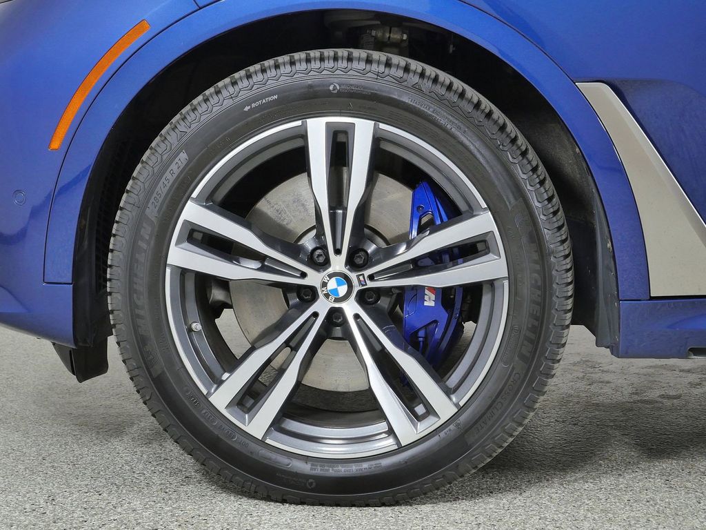 Thumbnail: 2021 BMW X7 - 23