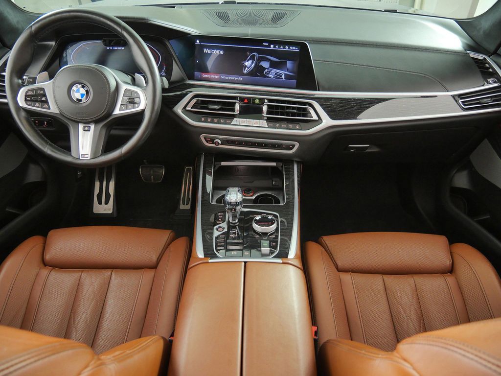 Thumbnail: 2021 BMW X7 - 2