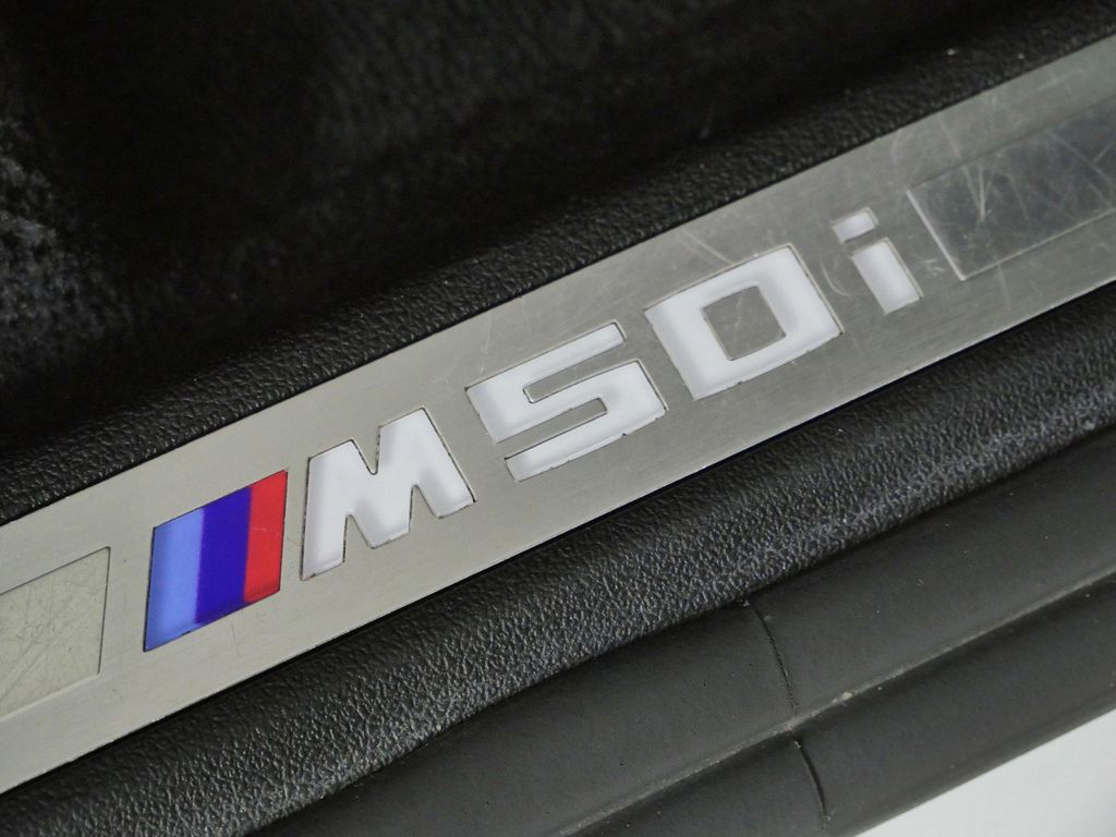 Thumbnail: 2022 BMW X7 - 29