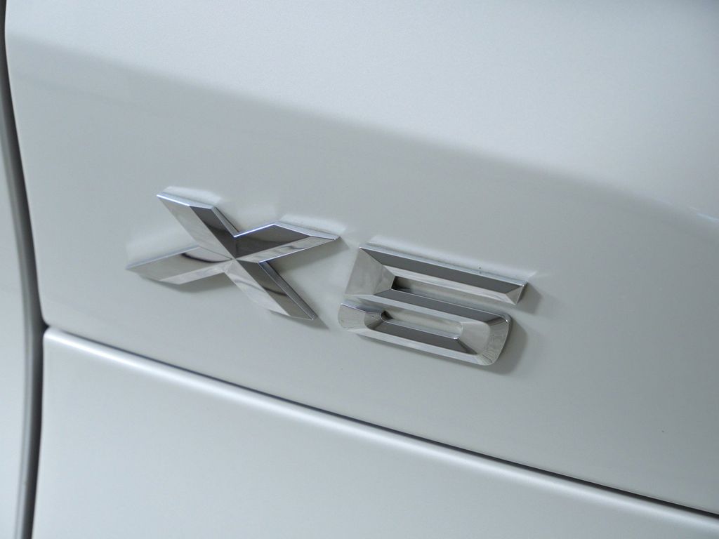 Thumbnail: 2019 BMW X5 - 23