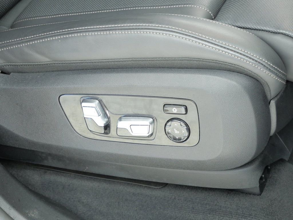 Thumbnail: 2019 BMW X5 - 29