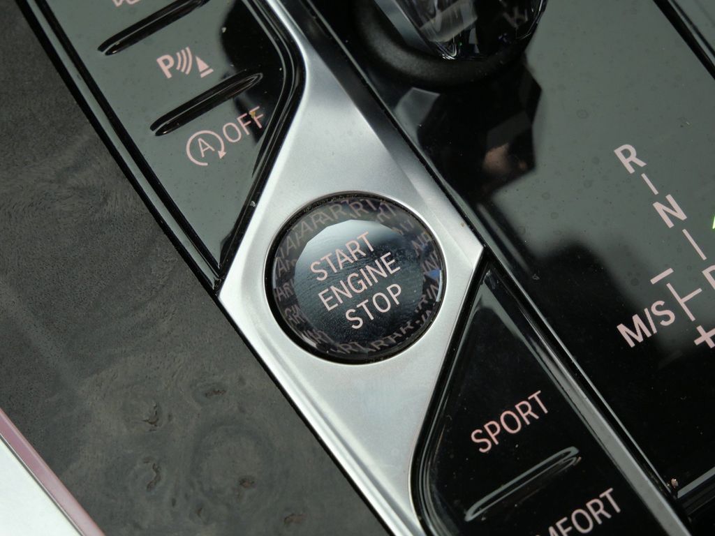 Thumbnail: 2019 BMW X5 - 13