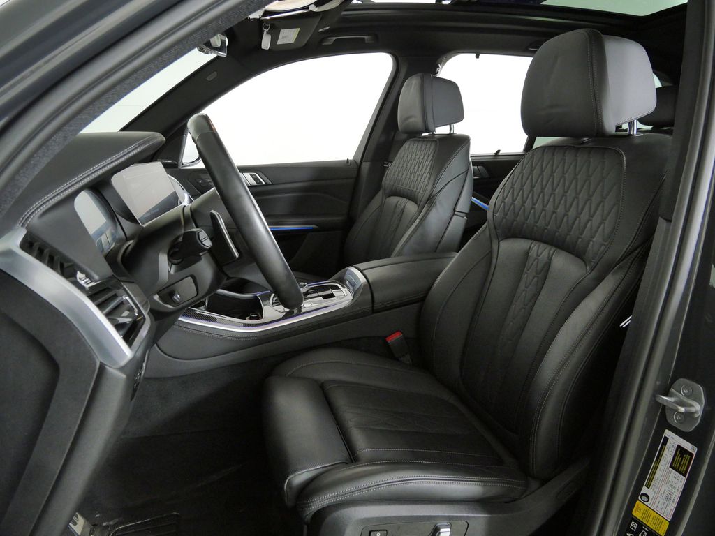 Thumbnail: 2022 BMW X5 - 41