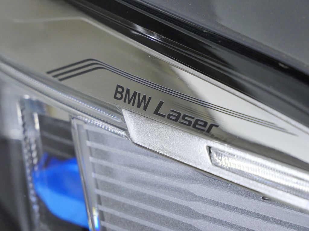 Thumbnail: 2022 BMW X5 - 7