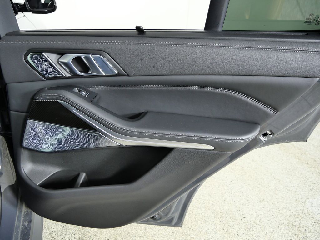 Thumbnail: 2023 BMW X5 - 32