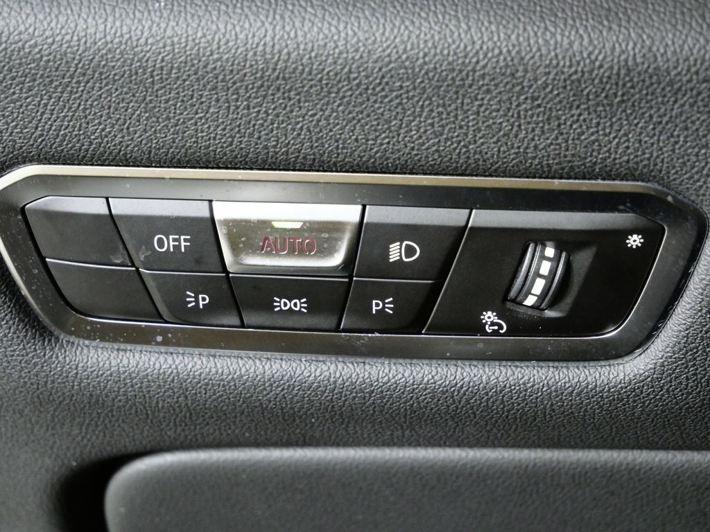 Thumbnail: 2023 BMW X5 - 44