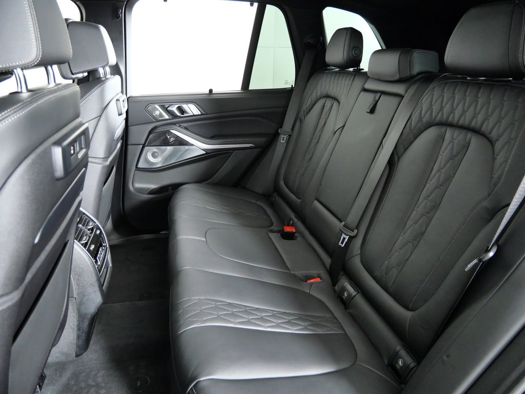 Thumbnail: 2023 BMW X5 - 37