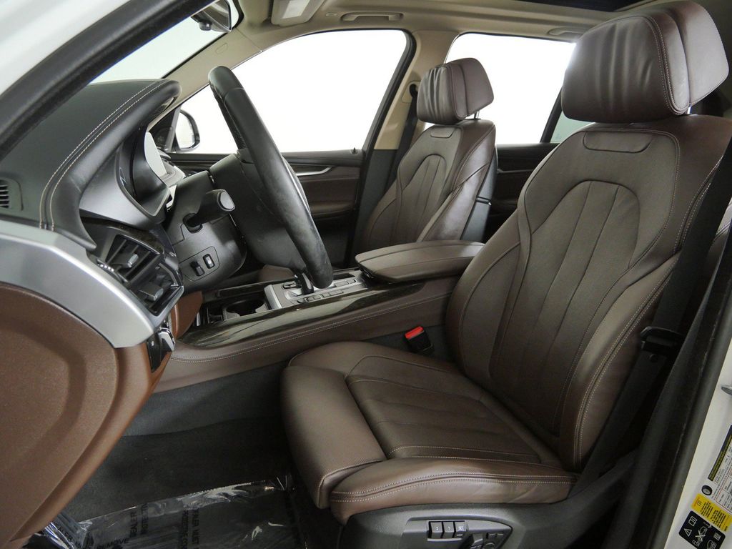 Thumbnail: 2016 BMW X5 - 38