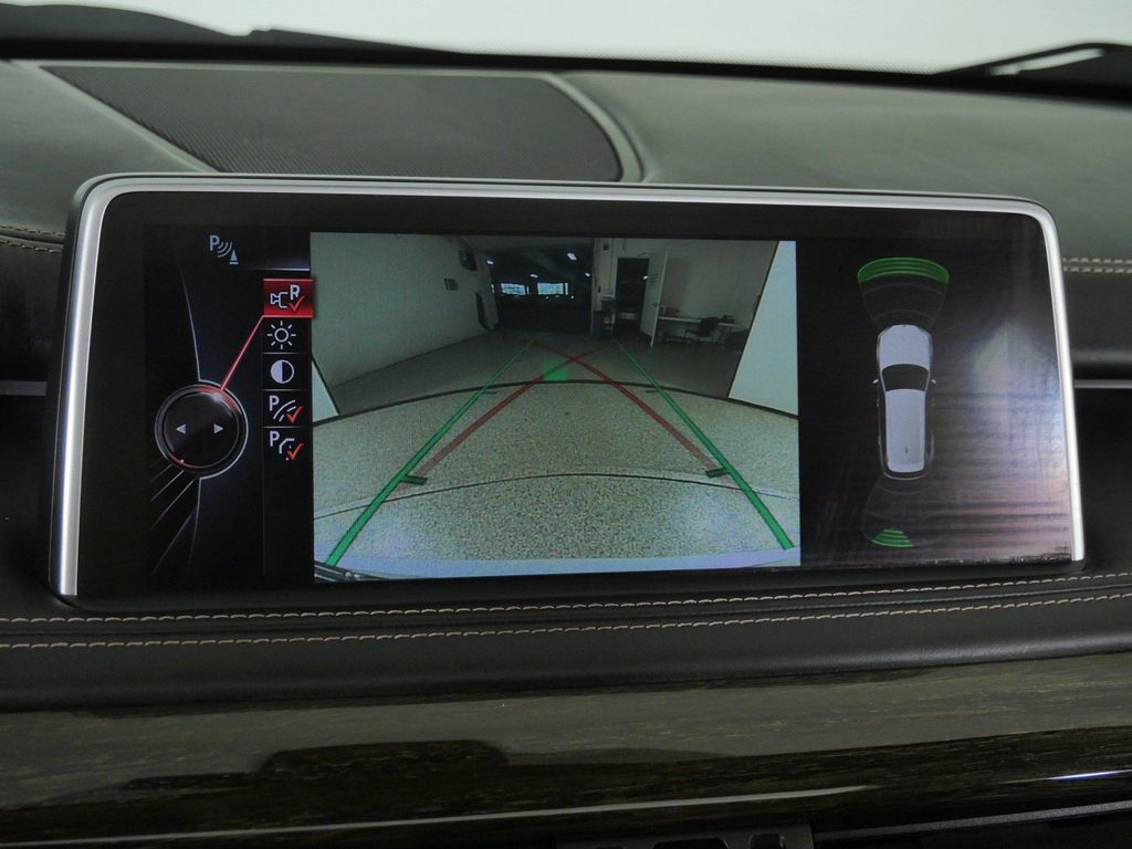 Thumbnail: 2016 BMW X5 - 50