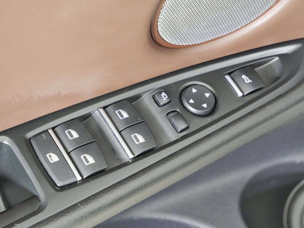 Thumbnail: 2016 BMW X5 - 39