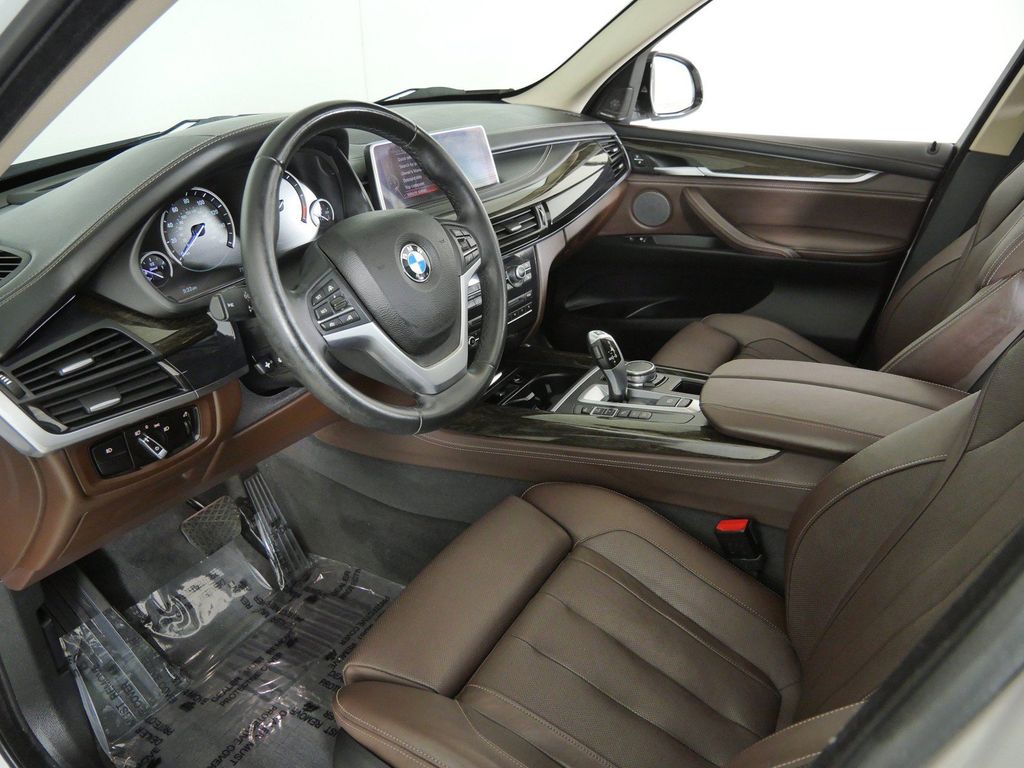 Thumbnail: 2016 BMW X5 - 9