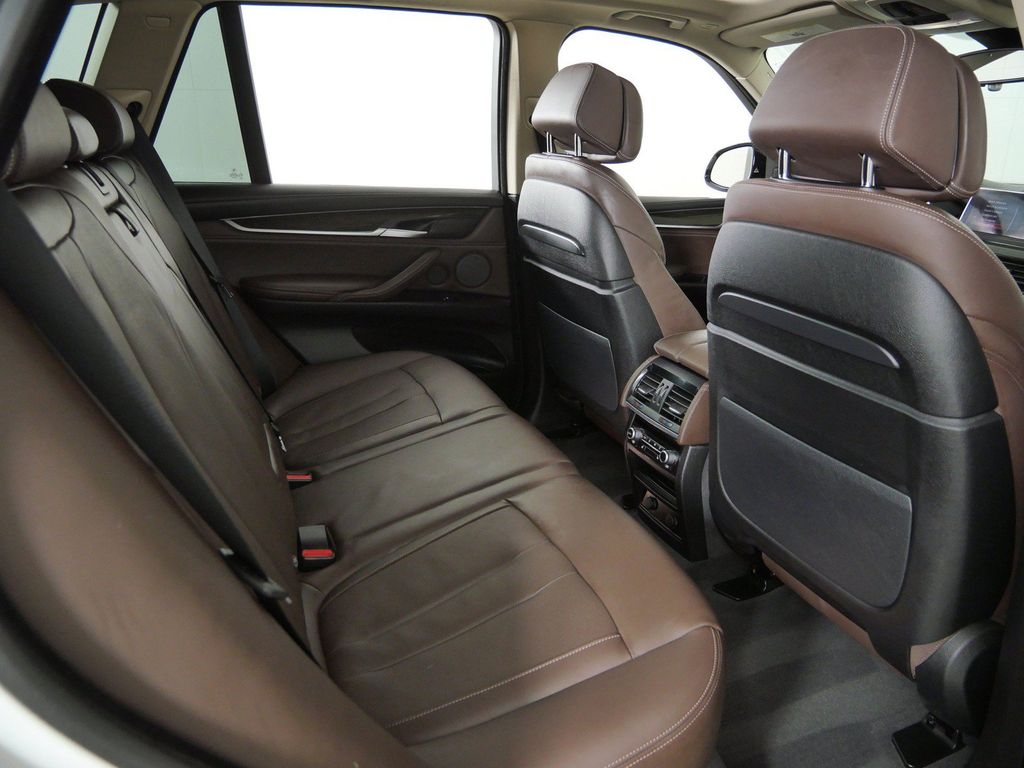 Thumbnail: 2016 BMW X5 - 12