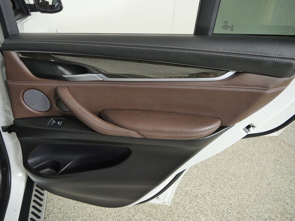 Thumbnail: 2016 BMW X5 - 30