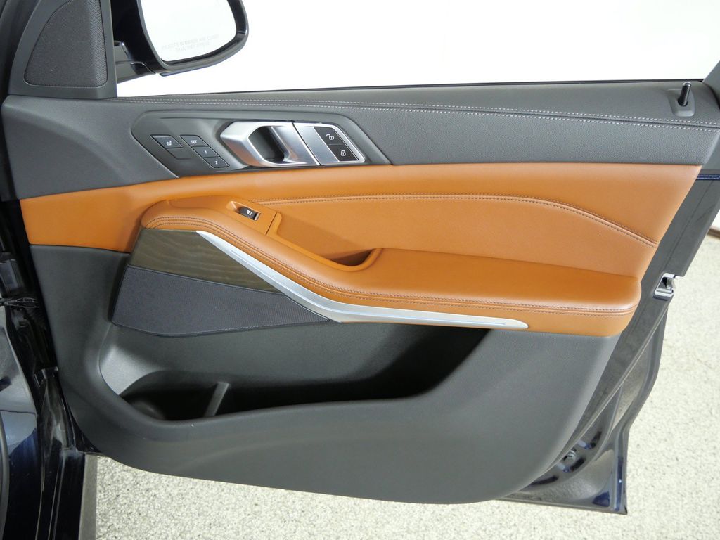 Thumbnail: 2022 BMW X5 - 27