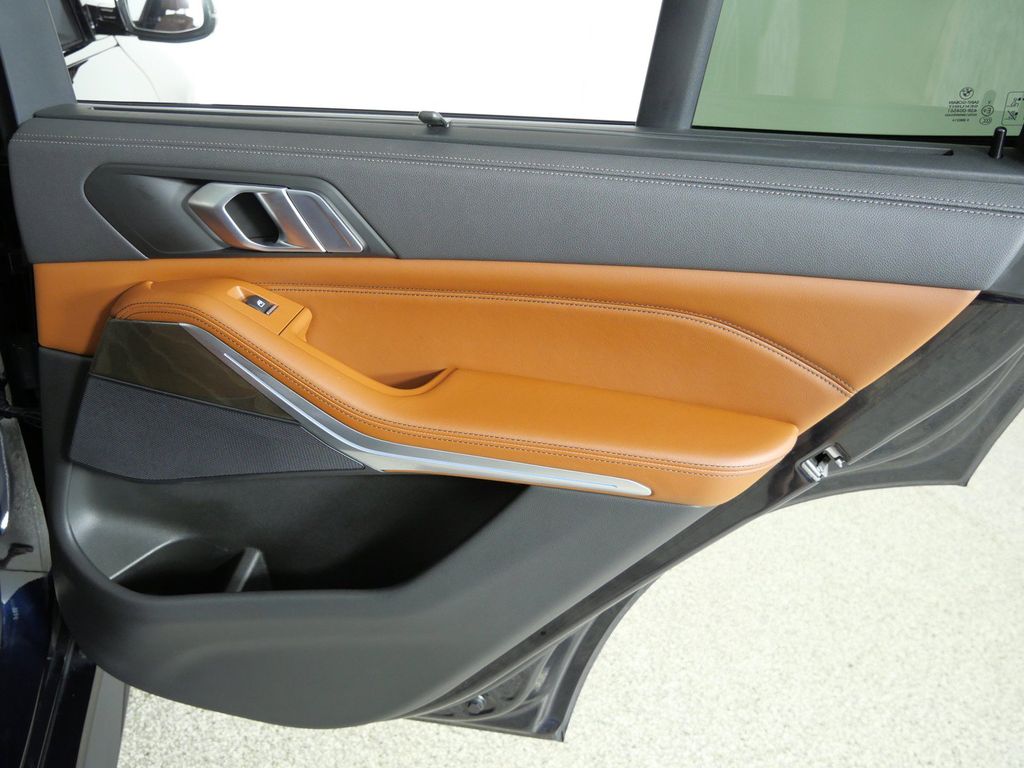 Thumbnail: 2022 BMW X5 - 29
