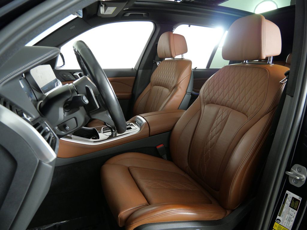 Thumbnail: 2022 BMW X5 - 38
