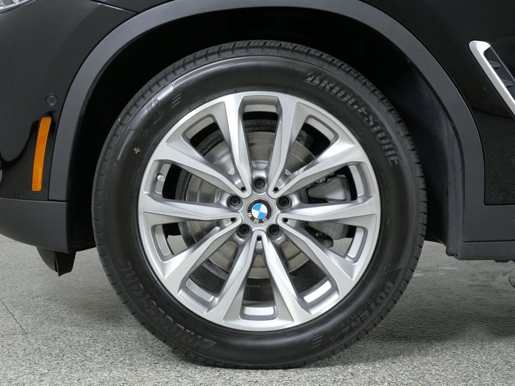 Thumbnail: 2019 BMW X3 - 25