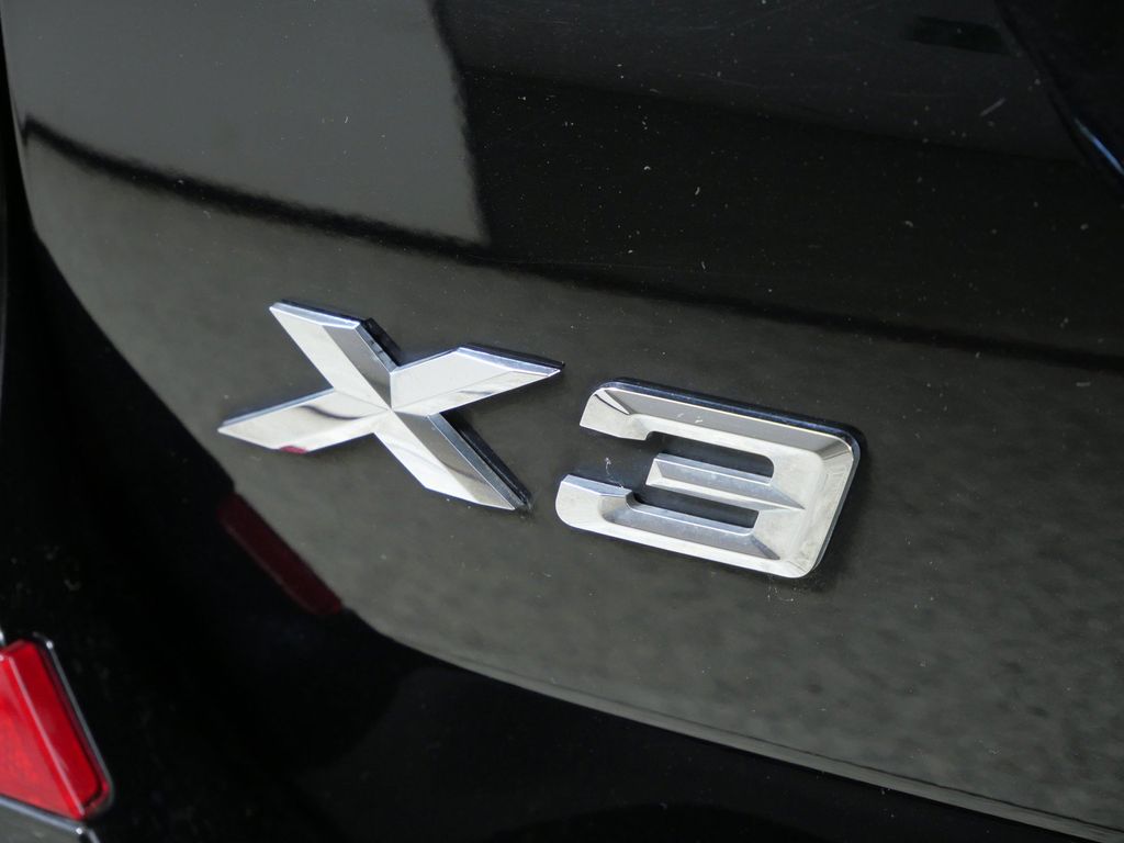 Thumbnail: 2019 BMW X3 - 23