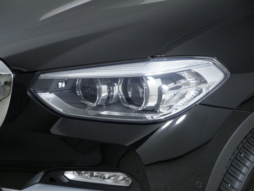 Thumbnail: 2019 BMW X3 - 17