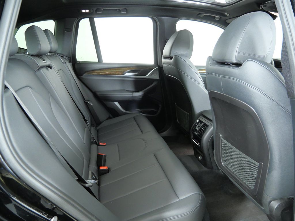 Thumbnail: 2019 BMW X3 - 11
