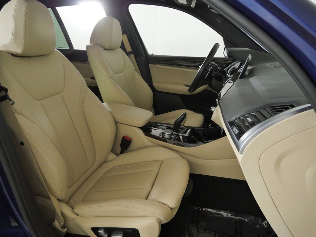 Thumbnail: 2019 BMW X3 - 28