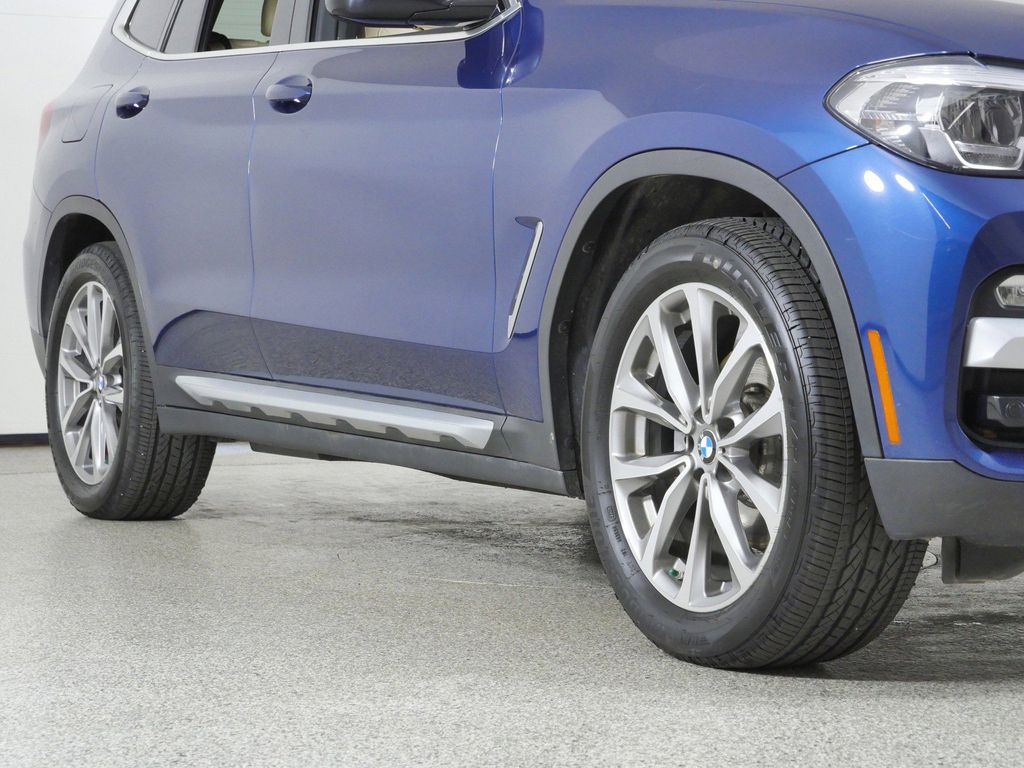Thumbnail: 2019 BMW X3 - 8