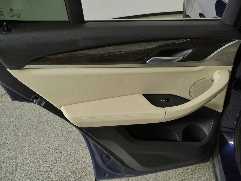 Thumbnail: 2019 BMW X3 - 33
