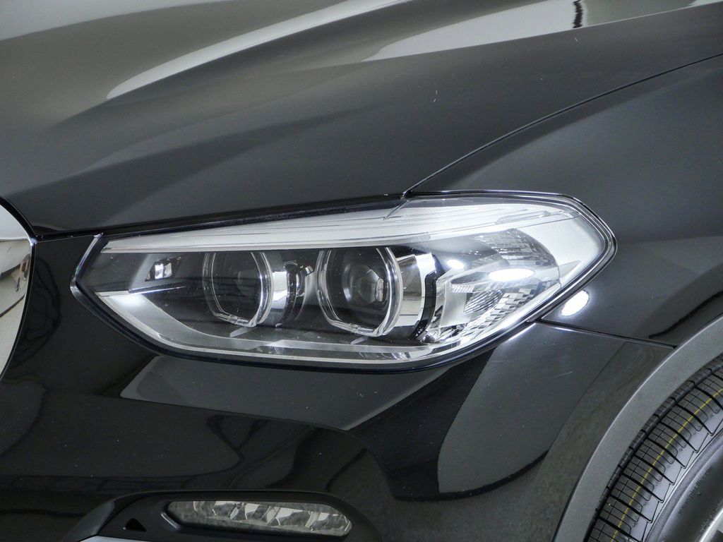 Thumbnail: 2021 BMW X3 - 18
