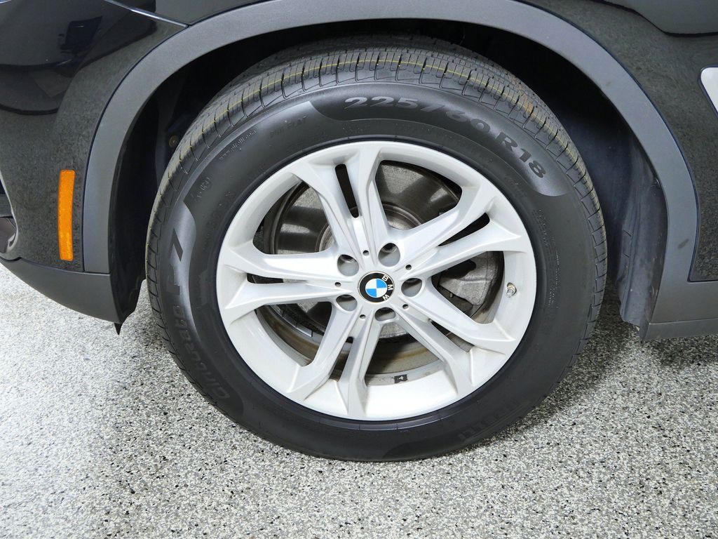 Thumbnail: 2021 BMW X3 - 8