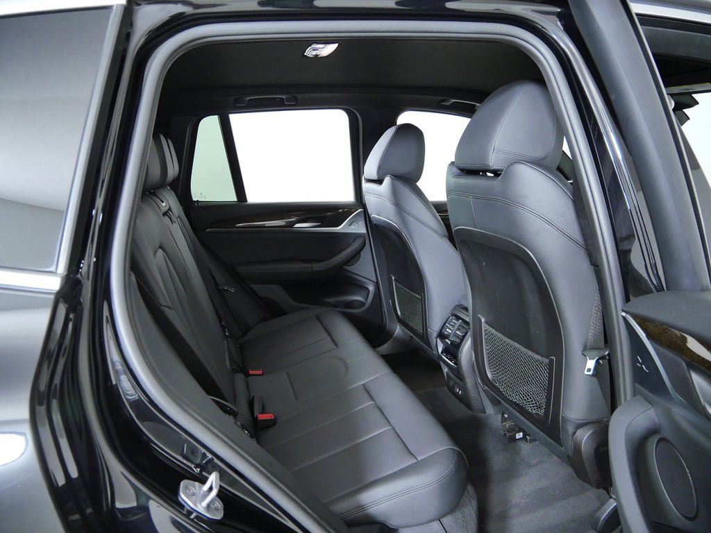Thumbnail: 2021 BMW X3 - 12