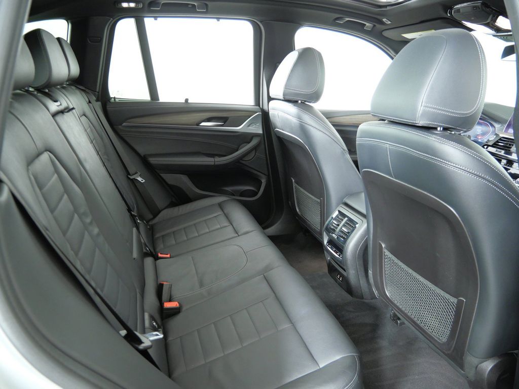 Thumbnail: 2020 BMW X3 - 11
