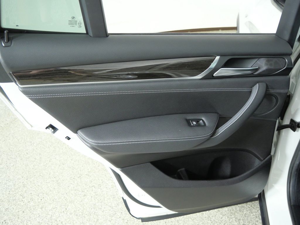 Thumbnail: 2017 BMW X3 - 33
