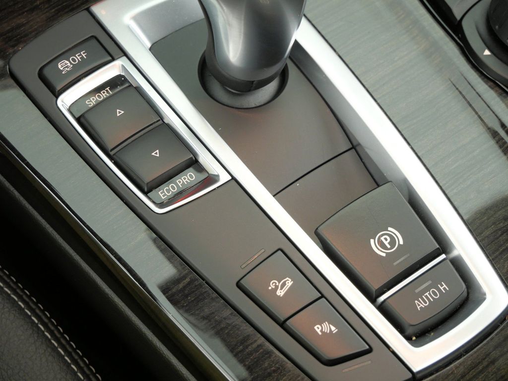Thumbnail: 2017 BMW X3 - 13