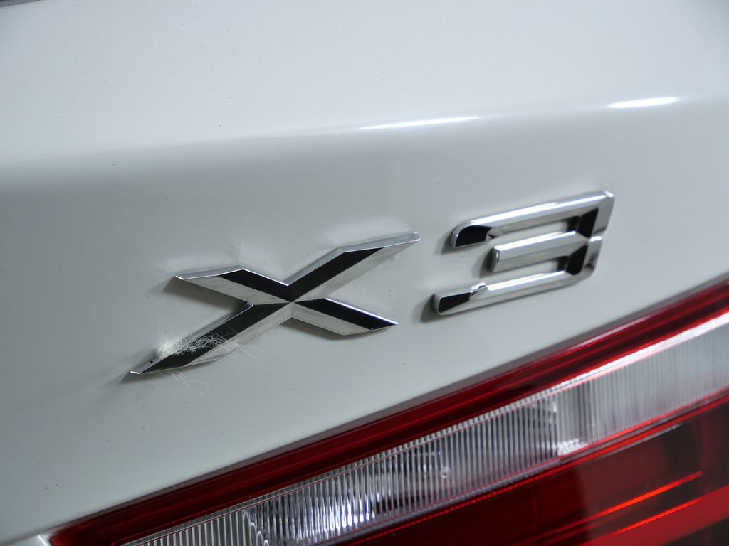 Thumbnail: 2013 BMW X3 - 22