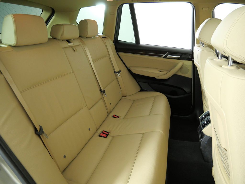Thumbnail: 2016 BMW X3 - 31