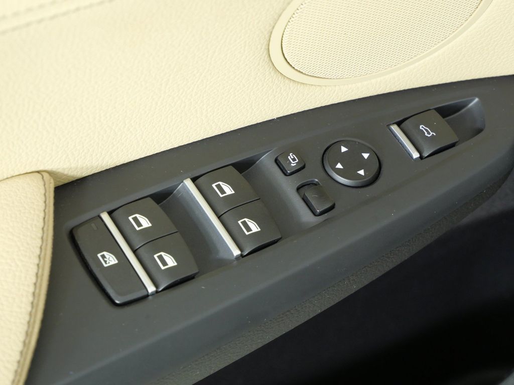 Thumbnail: 2016 BMW X3 - 39