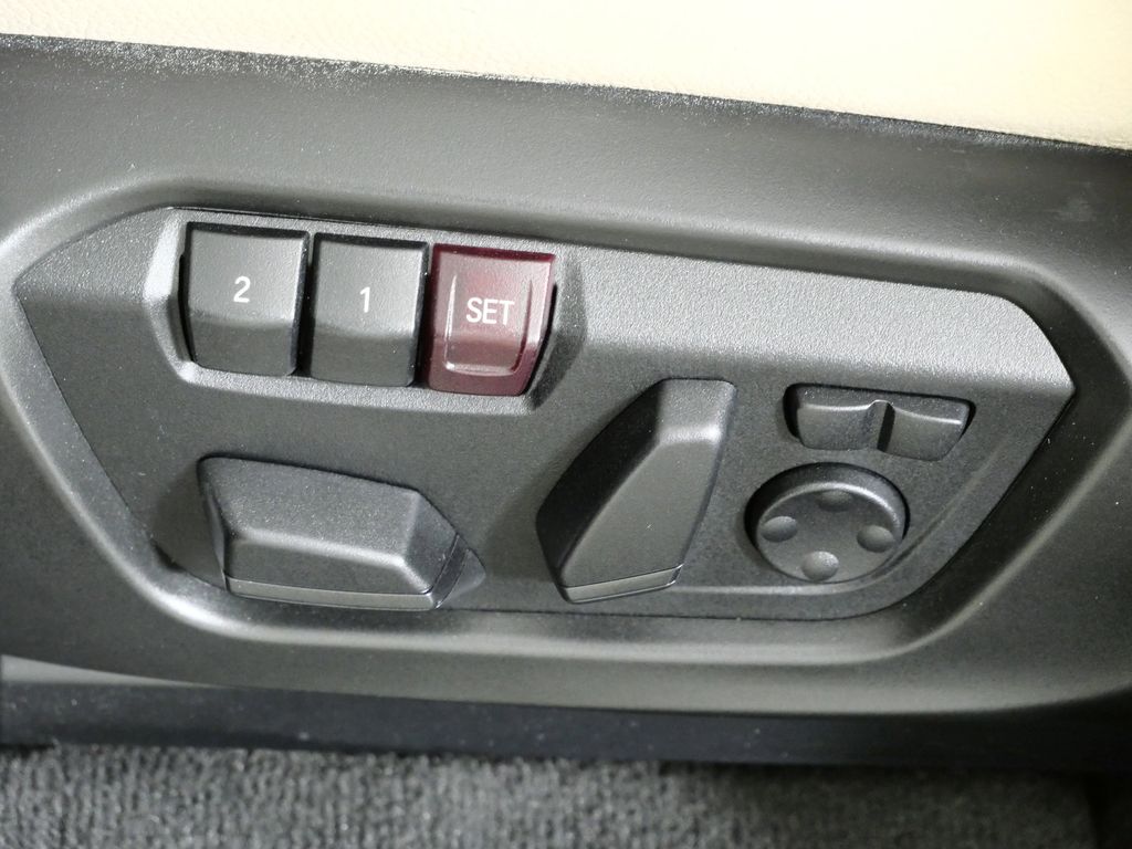 Thumbnail: 2018 BMW X4 - 41