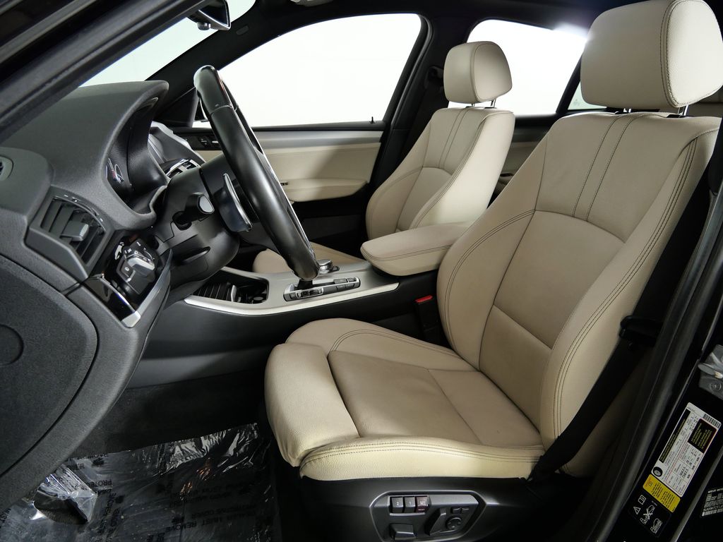 Thumbnail: 2018 BMW X4 - 38