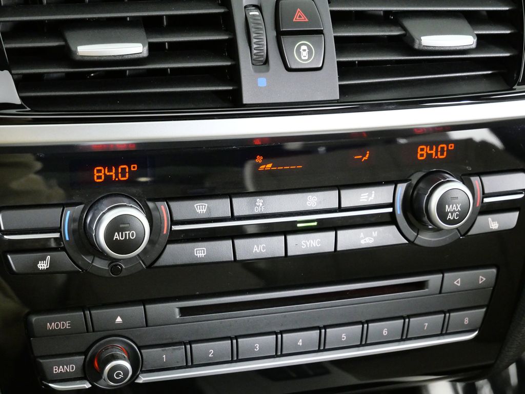 Thumbnail: 2018 BMW X4 - 45