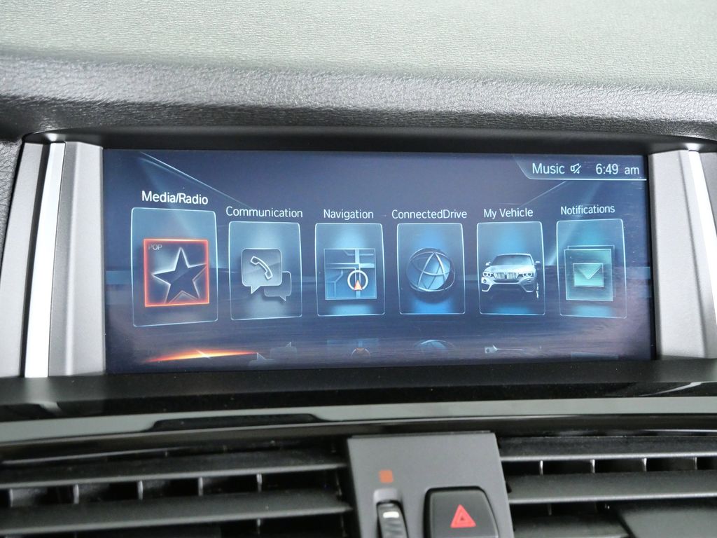 Thumbnail: 2018 BMW X4 - 11