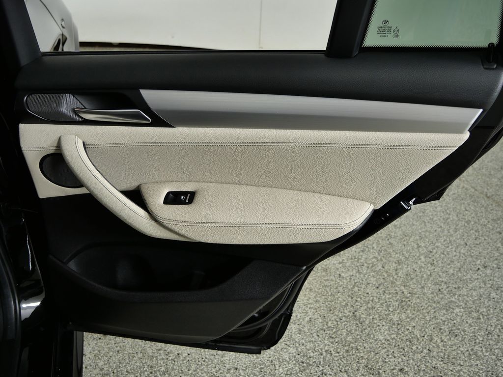 Thumbnail: 2018 BMW X4 - 30