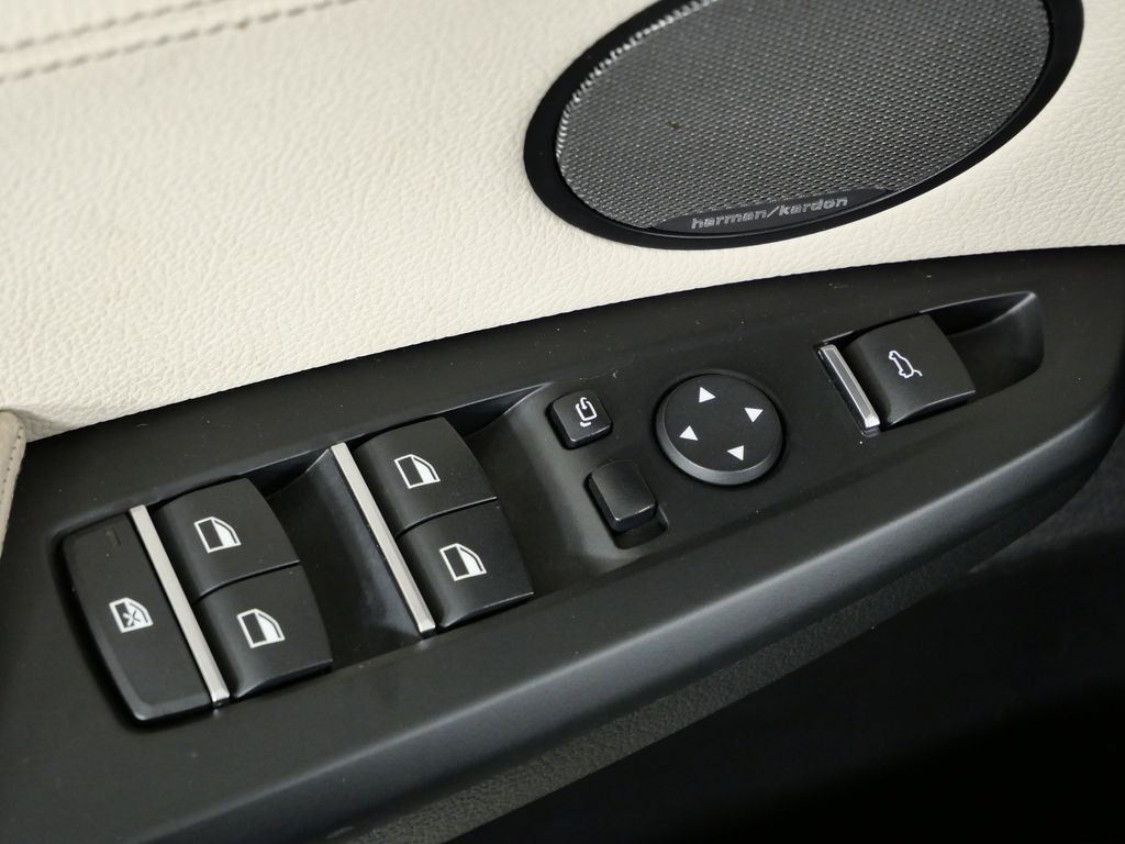 Thumbnail: 2018 BMW X4 - 39