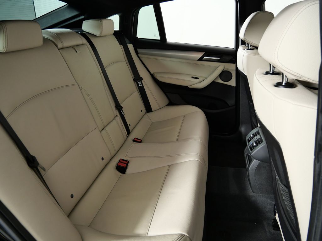 Thumbnail: 2018 BMW X4 - 31