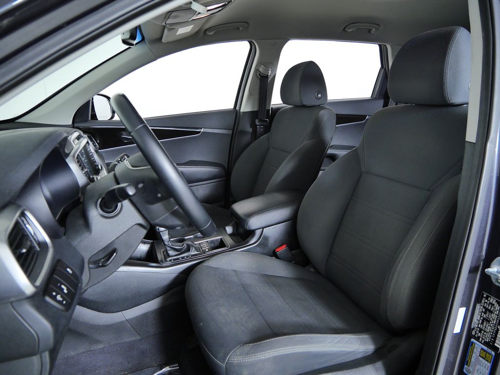 Thumbnail: 2019 Kia Sorento - 35