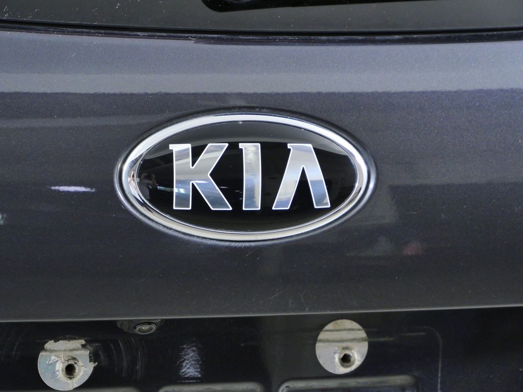 Thumbnail: 2019 Kia Sorento - 24