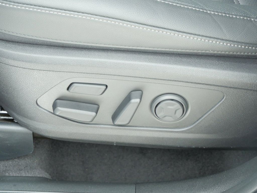 Thumbnail: 2025 Kia Sorento - 42