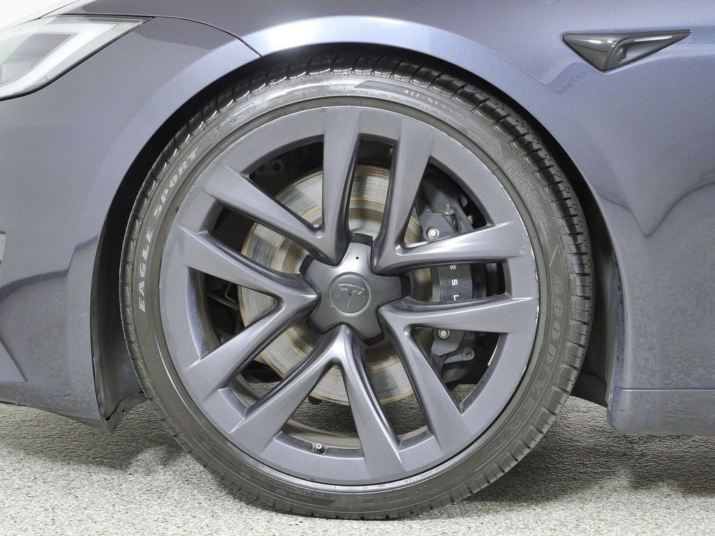 Thumbnail: 2023 Tesla Model S - 7