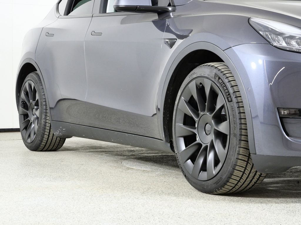 Thumbnail: 2021 Tesla Model Y - 8