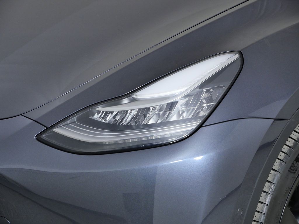 Thumbnail: 2021 Tesla Model Y - 16