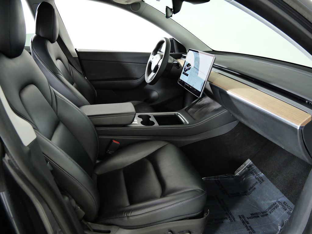 Thumbnail: 2021 Tesla Model Y - 9